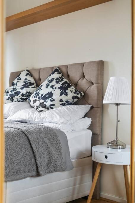 Cozy Apartment In Greater London - 1Br,1 Bath Εξωτερικό φωτογραφία